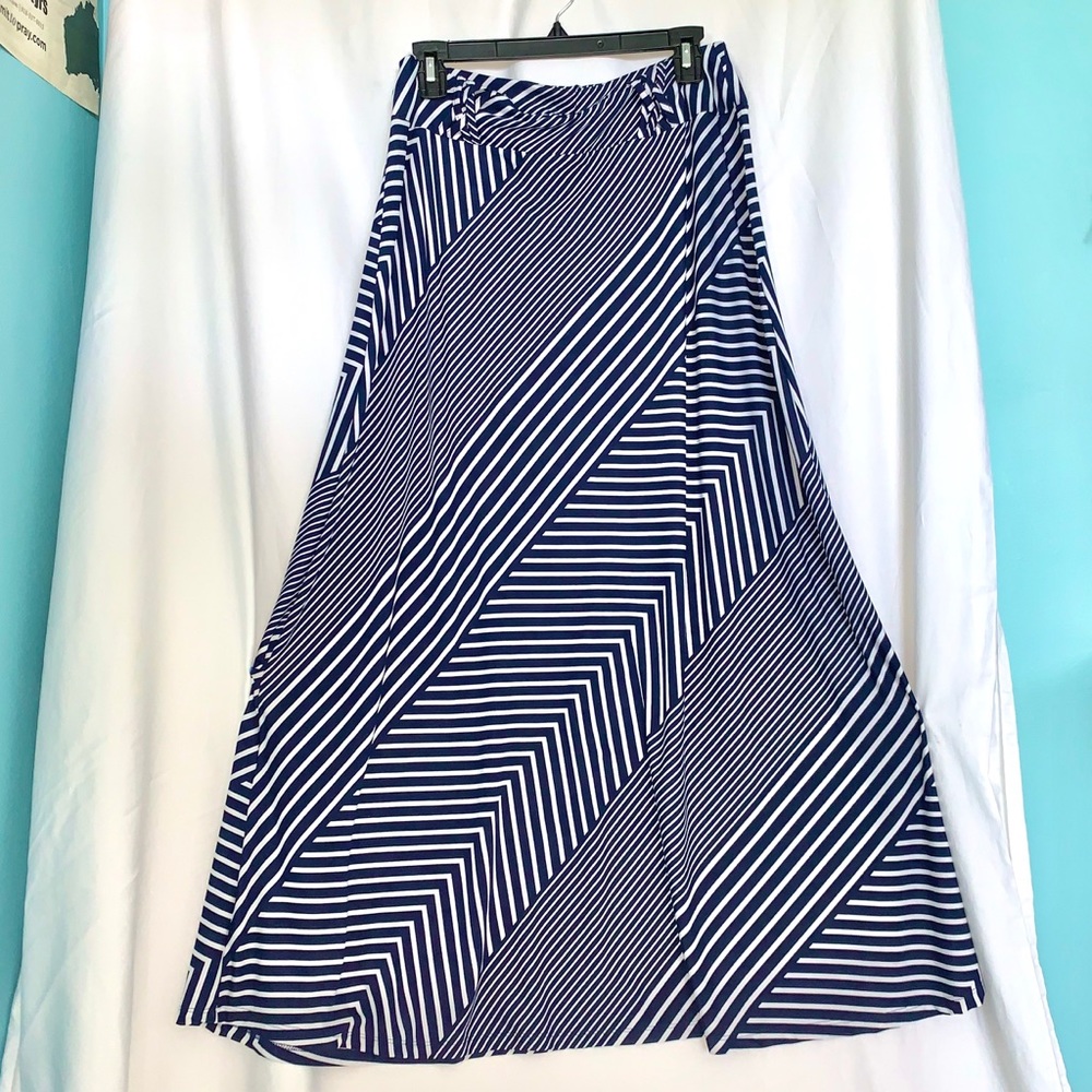 NWOT Maxi Skirt!